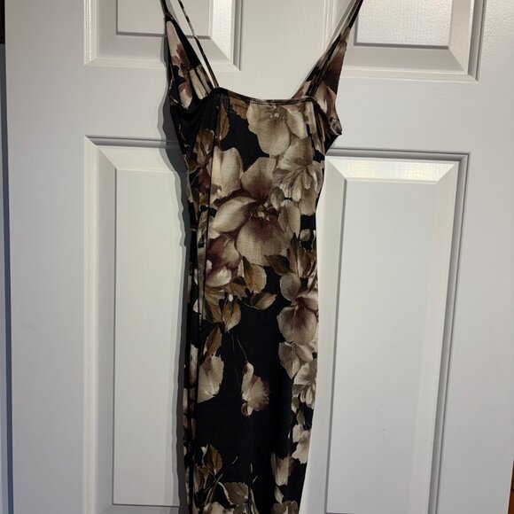 NWT - Fashion Nova Floral Midi Dress (XS) - Picture 8 of 9